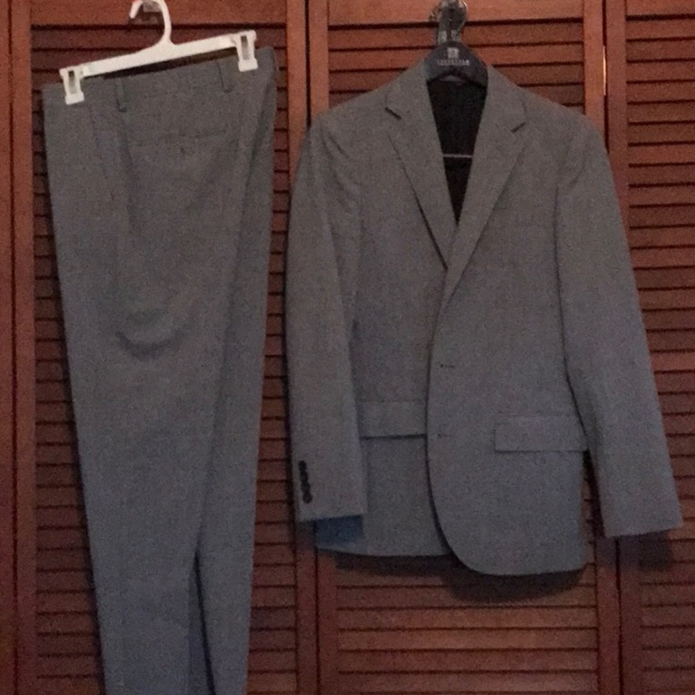 J. Crew Ludlow Slim Traveler Light Gray Suit Italian Wool 34 S